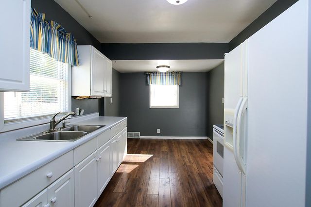 642 Juul Road SW, Hutchinson, MN 55350