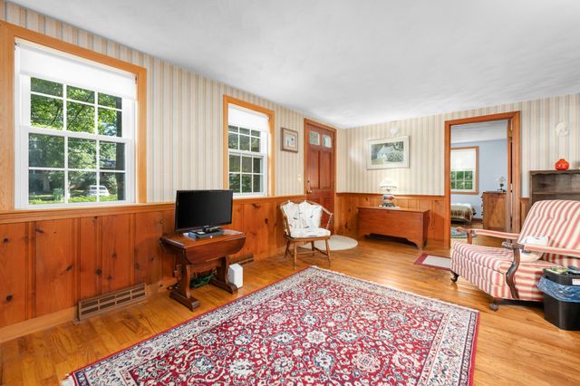 19 Nehoiden Street, Harwich Port, MA 02646