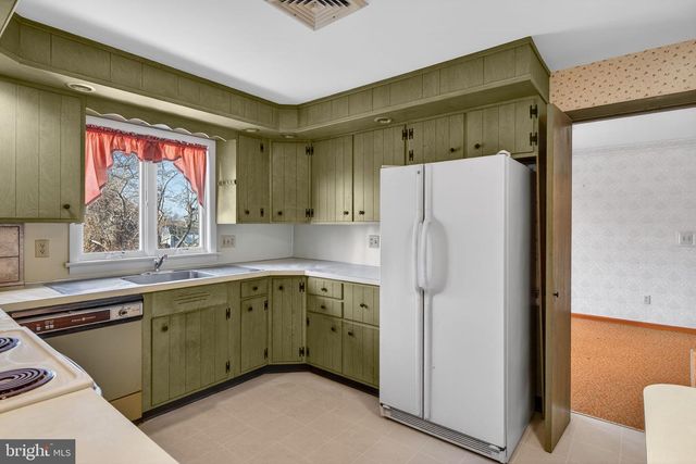 111 PARK ST, Lebanon, PA 17042