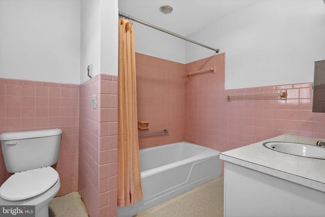 111 PARK ST, Lebanon, PA 17042