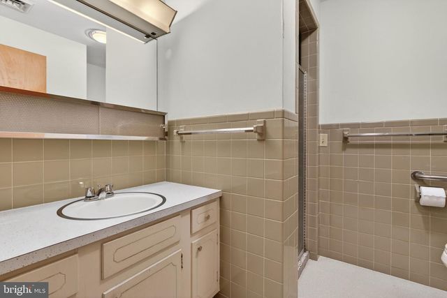 111 PARK ST, Lebanon, PA 17042