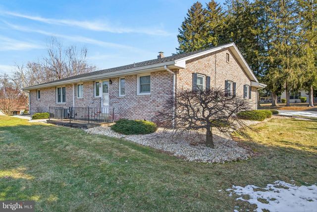 111 PARK ST, Lebanon, PA 17042