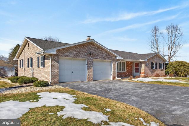 111 PARK ST, Lebanon, PA 17042