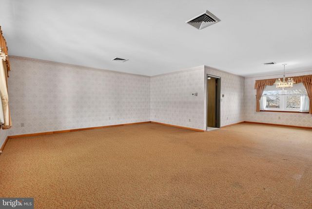 111 PARK ST, Lebanon, PA 17042