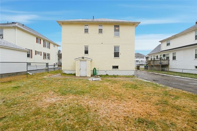 5 Branch Avenue, North Smithfield, RI 02896