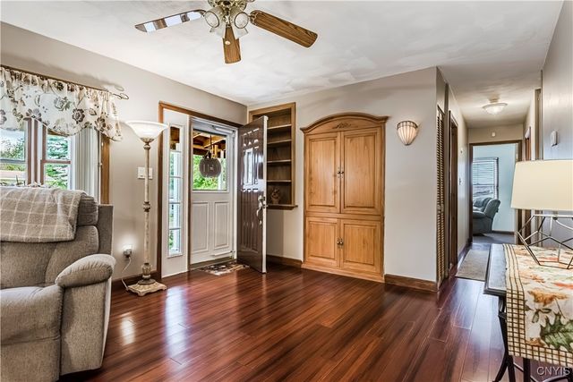 509 Deerwood Road, Utica, NY 13502