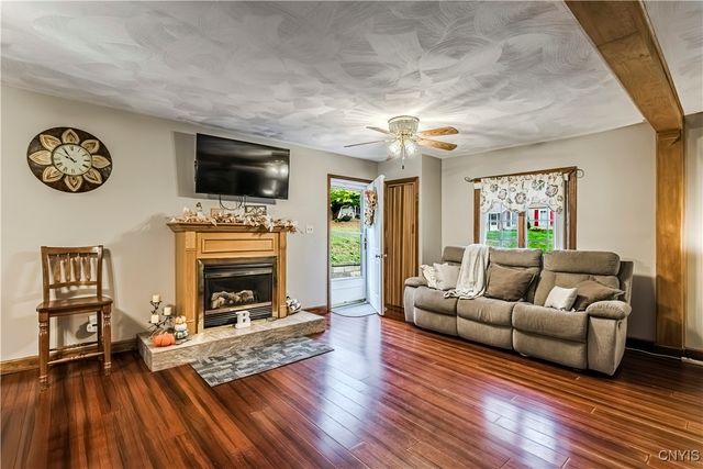 509 Deerwood Road, Utica, NY 13502