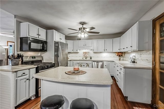 509 Deerwood Road, Utica, NY 13502