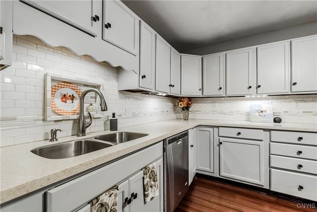 509 Deerwood Road, Utica, NY 13502