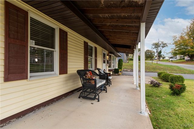 509 Deerwood Road, Utica, NY 13502