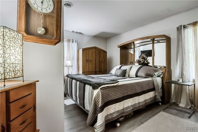 509 Deerwood Road, Utica, NY 13502