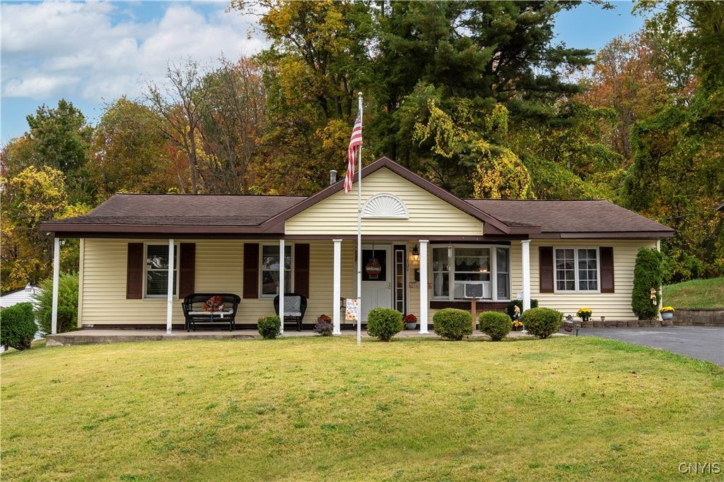 509 Deerwood Road, Utica, NY 13502