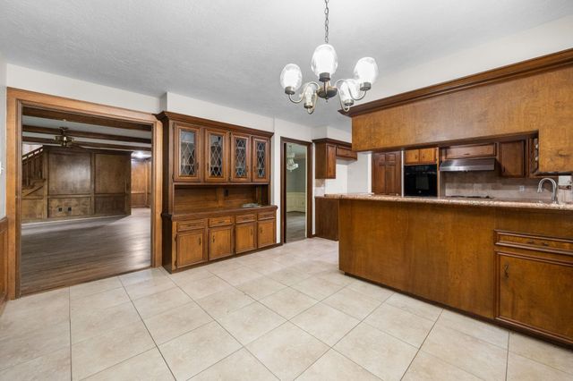 3406 Wildwood Ridge Court, Houston, TX 77339