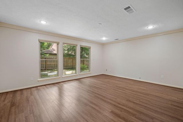 3406 Wildwood Ridge Court, Houston, TX 77339
