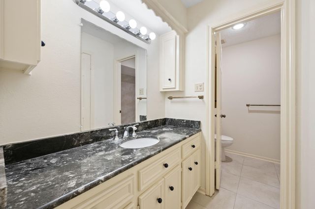 3406 Wildwood Ridge Court, Houston, TX 77339