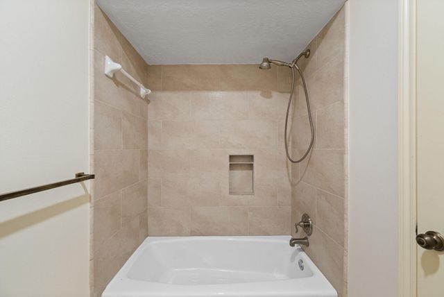 3406 Wildwood Ridge Court, Houston, TX 77339