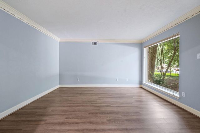 3406 Wildwood Ridge Court, Houston, TX 77339