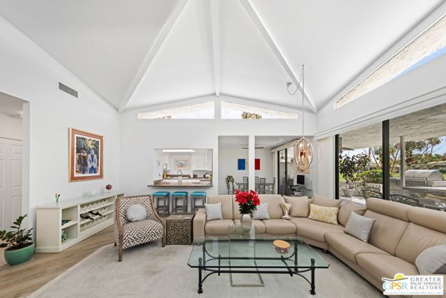 2430 Paseo Del Rey, Palm Springs, CA 92264