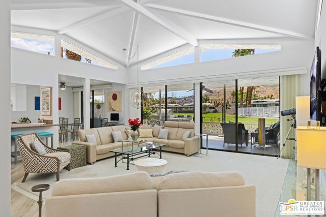 2430 Paseo Del Rey, Palm Springs, CA 92264
