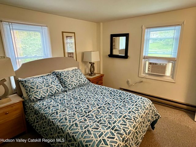 27 Grays Lane, Tannersville, NY 12485