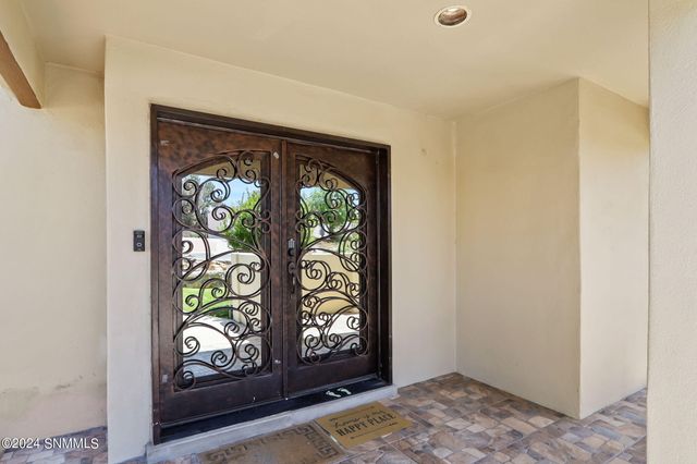 2538 Cherokee Circle, Las Cruces, NM 88011