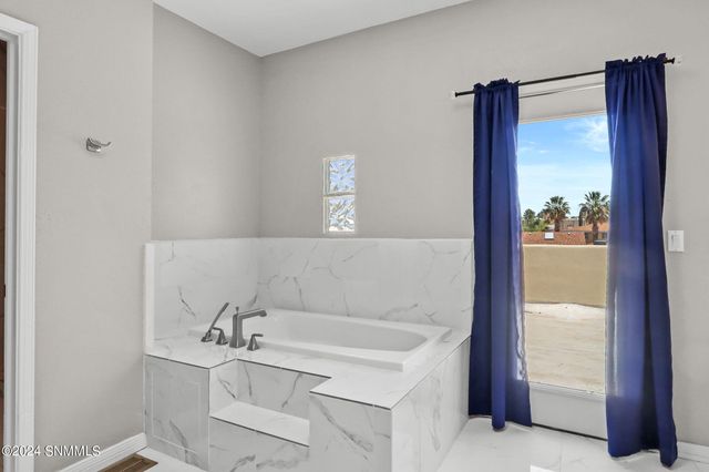 2538 Cherokee Circle, Las Cruces, NM 88011