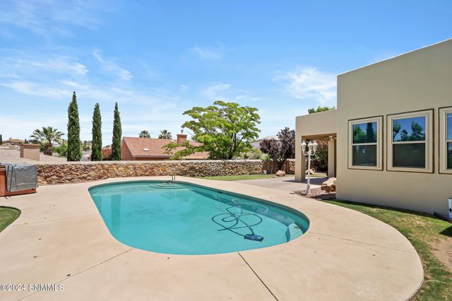 2538 Cherokee Circle, Las Cruces, NM 88011