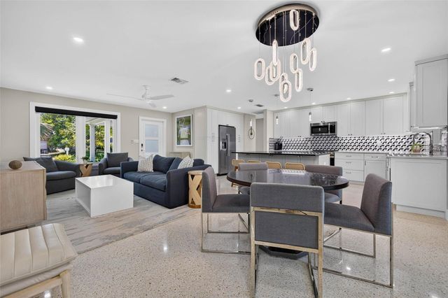 819 59TH AVENUE, St Pete Beach, FL 33706