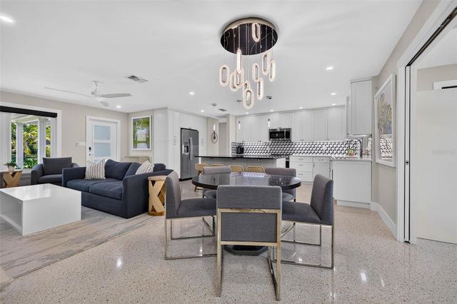 819 59TH AVENUE, St Pete Beach, FL 33706