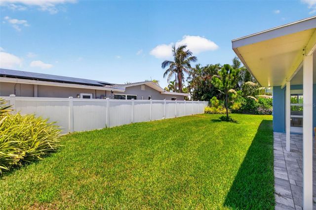 819 59TH AVENUE, St Pete Beach, FL 33706