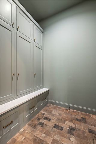 1039 NW A Street, Bentonville, AR 72712