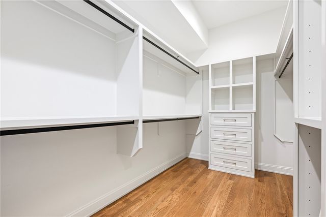 1039 NW A Street, Bentonville, AR 72712