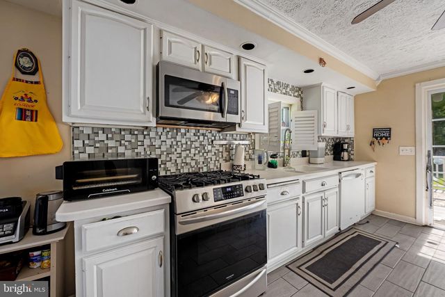 3200 GLENDALE AVE, Baltimore, MD 21234