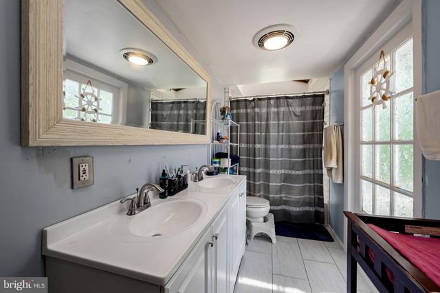 3200 GLENDALE AVE, Baltimore, MD 21234