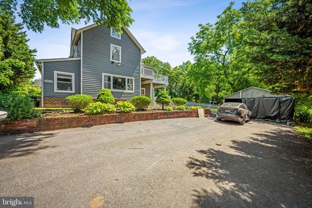 3200 GLENDALE AVE, Baltimore, MD 21234