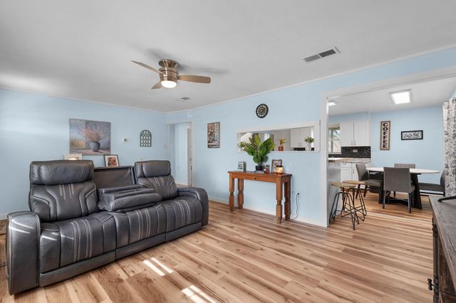 1365 Norma LN, Tow, TX 78672