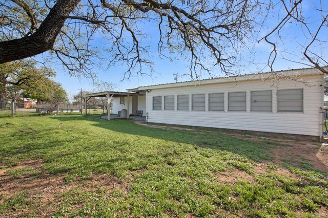 1365 Norma LN, Tow, TX 78672