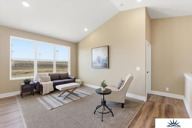 9618 N 167th Street, Bennington, NE 68007