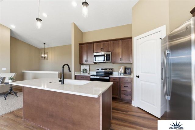 9618 N 167th Street, Bennington, NE 68007