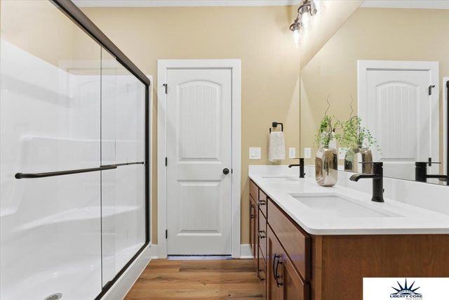 9618 N 167th Street, Bennington, NE 68007