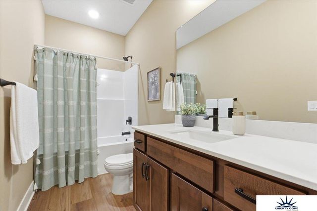 9618 N 167th Street, Bennington, NE 68007