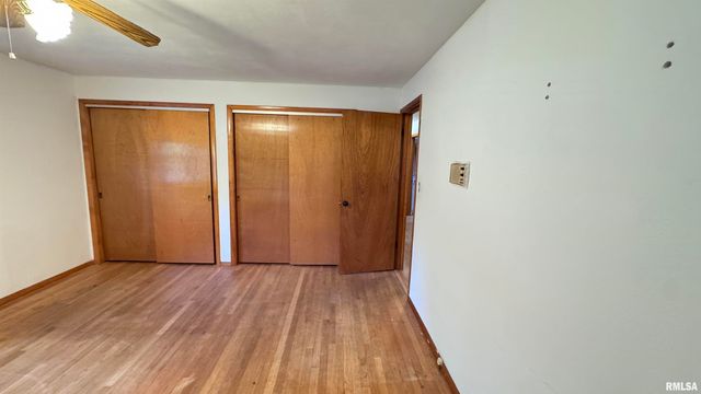 3131 E Enos Avenue, Springfield, IL 62702