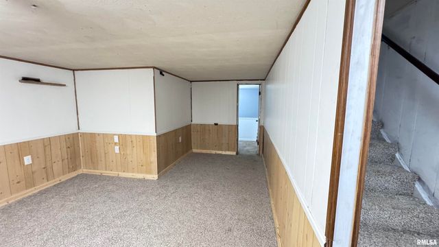 3131 E Enos Avenue, Springfield, IL 62702