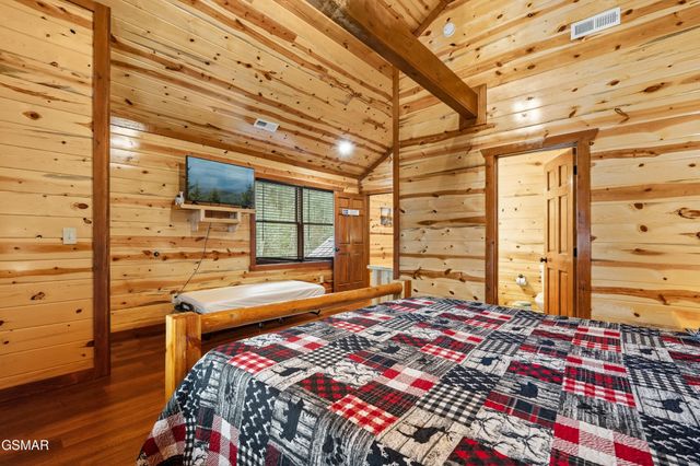 2864 Owens Rdg Way, Sevierville, TN 37876
