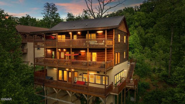 2864 Owens Rdg Way, Sevierville, TN 37876