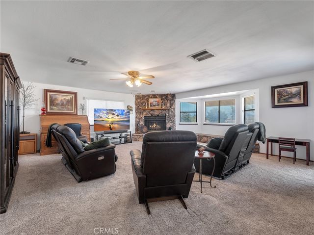 19456 Saint Timothy Lane, Apple Valley, CA 92307