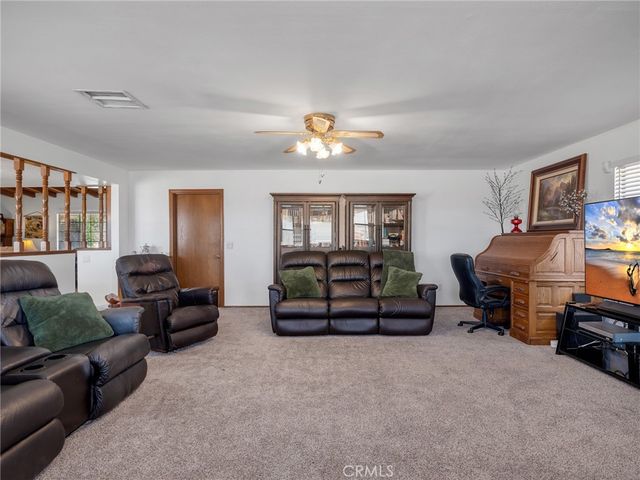 19456 Saint Timothy Lane, Apple Valley, CA 92307