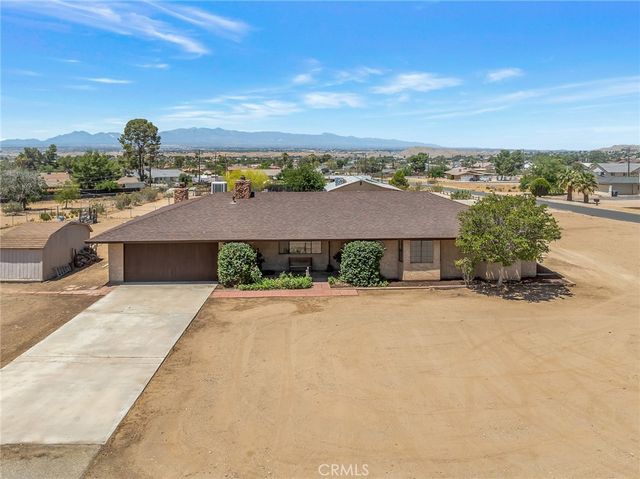 19456 Saint Timothy Lane, Apple Valley, CA 92307