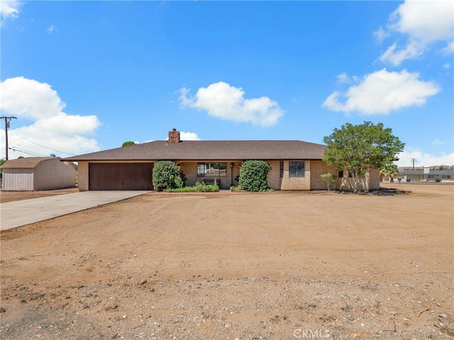 19456 Saint Timothy Lane, Apple Valley, CA 92307