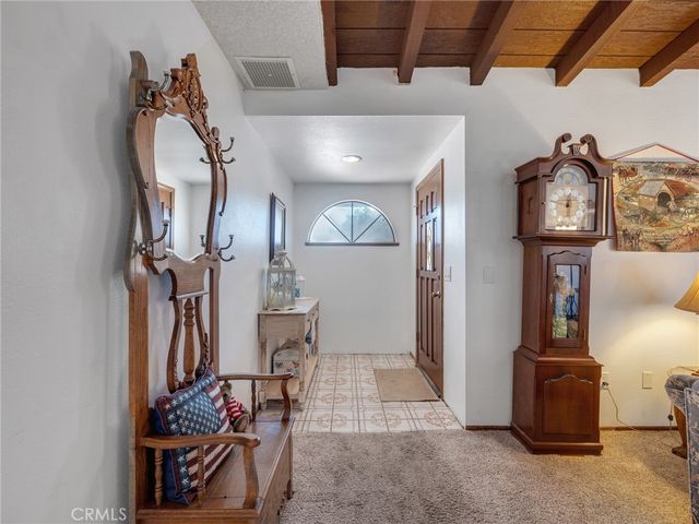 19456 Saint Timothy Lane, Apple Valley, CA 92307
